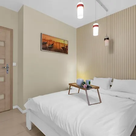 아파트 Kasprzaka - Balcony, Targi Expo - By Rentujemy *